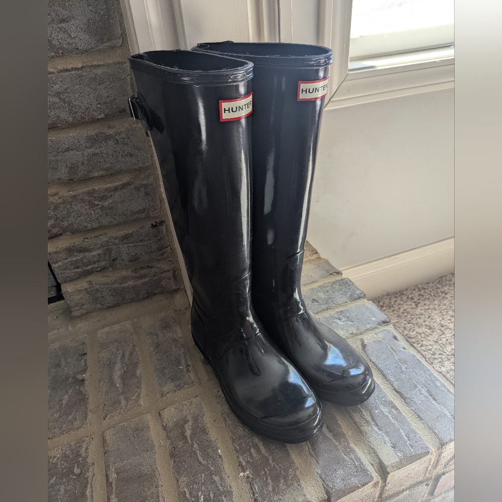 Hunter Glossy Black Rain Boots